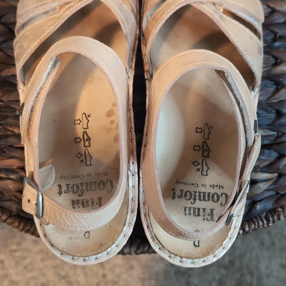 FINN COMFORT Gold Shimmer Slingback Sandals Comfort Shoes SZ 9 - Picture 4 of 12